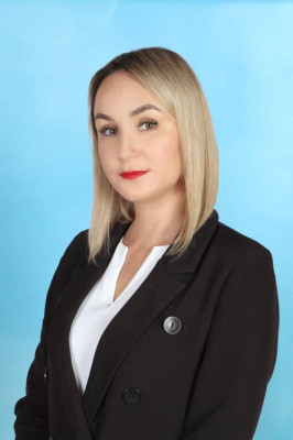 Воспитатель Ирина Анатольевна Лопатникова Воспитатель Ирина Анатольевна Лопатникова